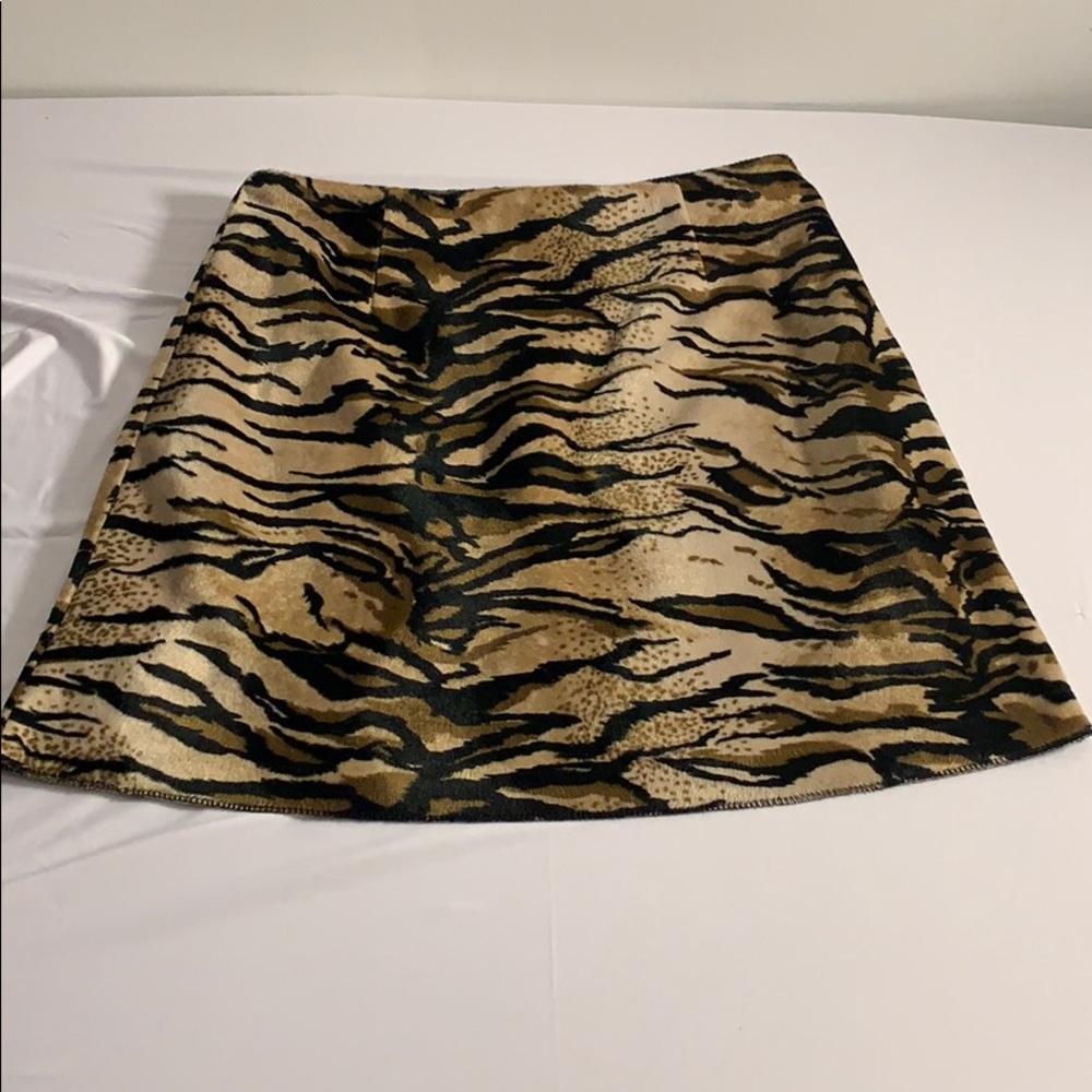 Vintage Y2K Faux Fur Mini Skirt from Dex .